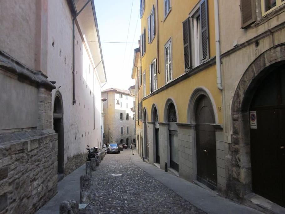Casa Lalla In Centro Storico A Μπέργκαμο Εξωτερικό φωτογραφία